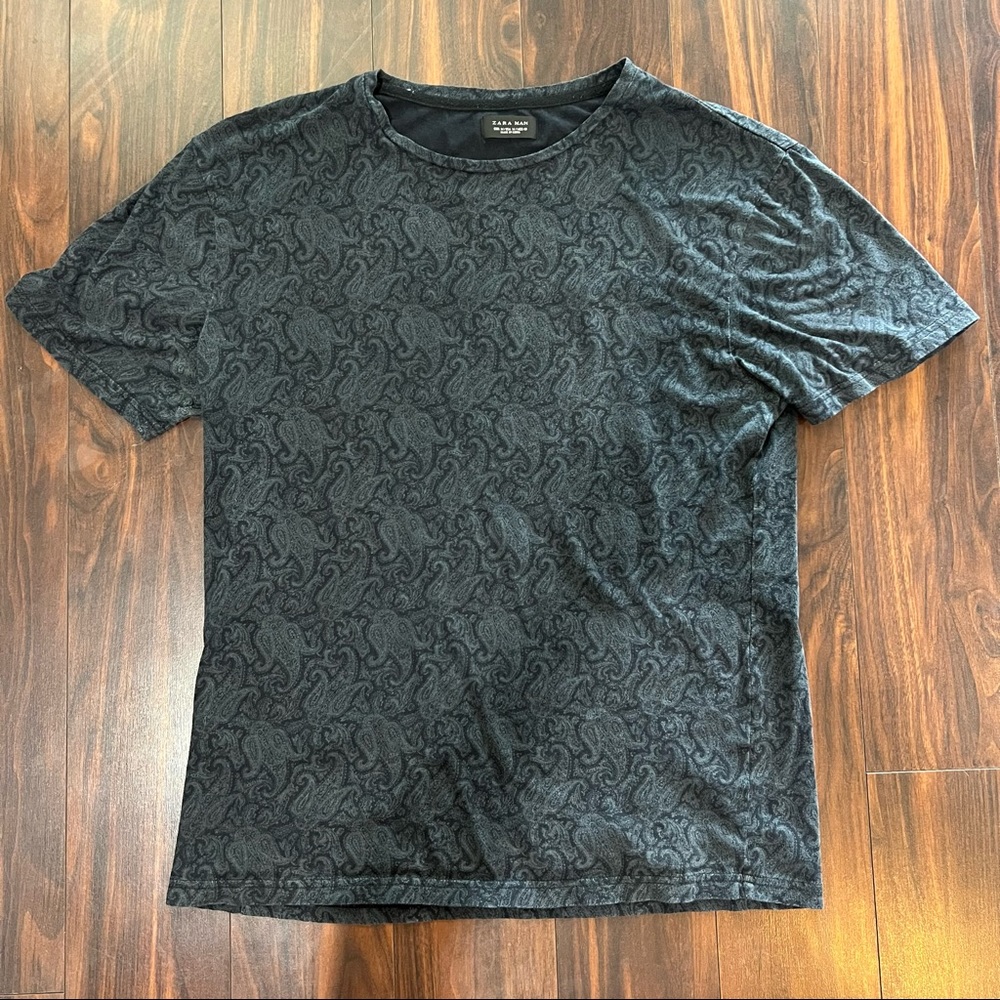 ZARA Medium Men’s T Shirt Paisley